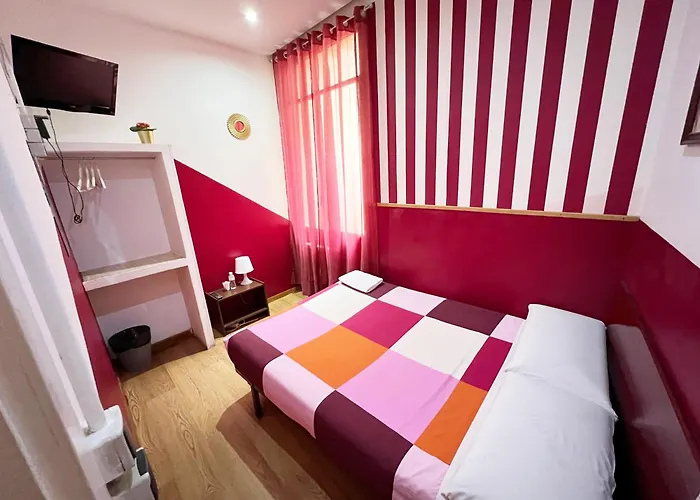 Hostal La Casa De La Plaza